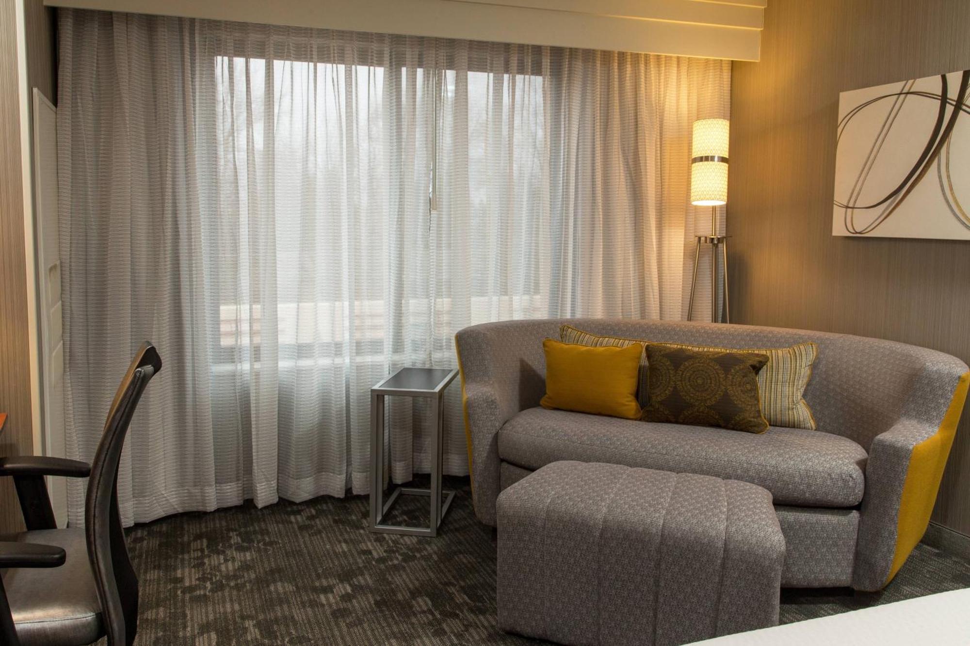 Courtyard By Marriott Lafayette Hotel Eksteriør billede